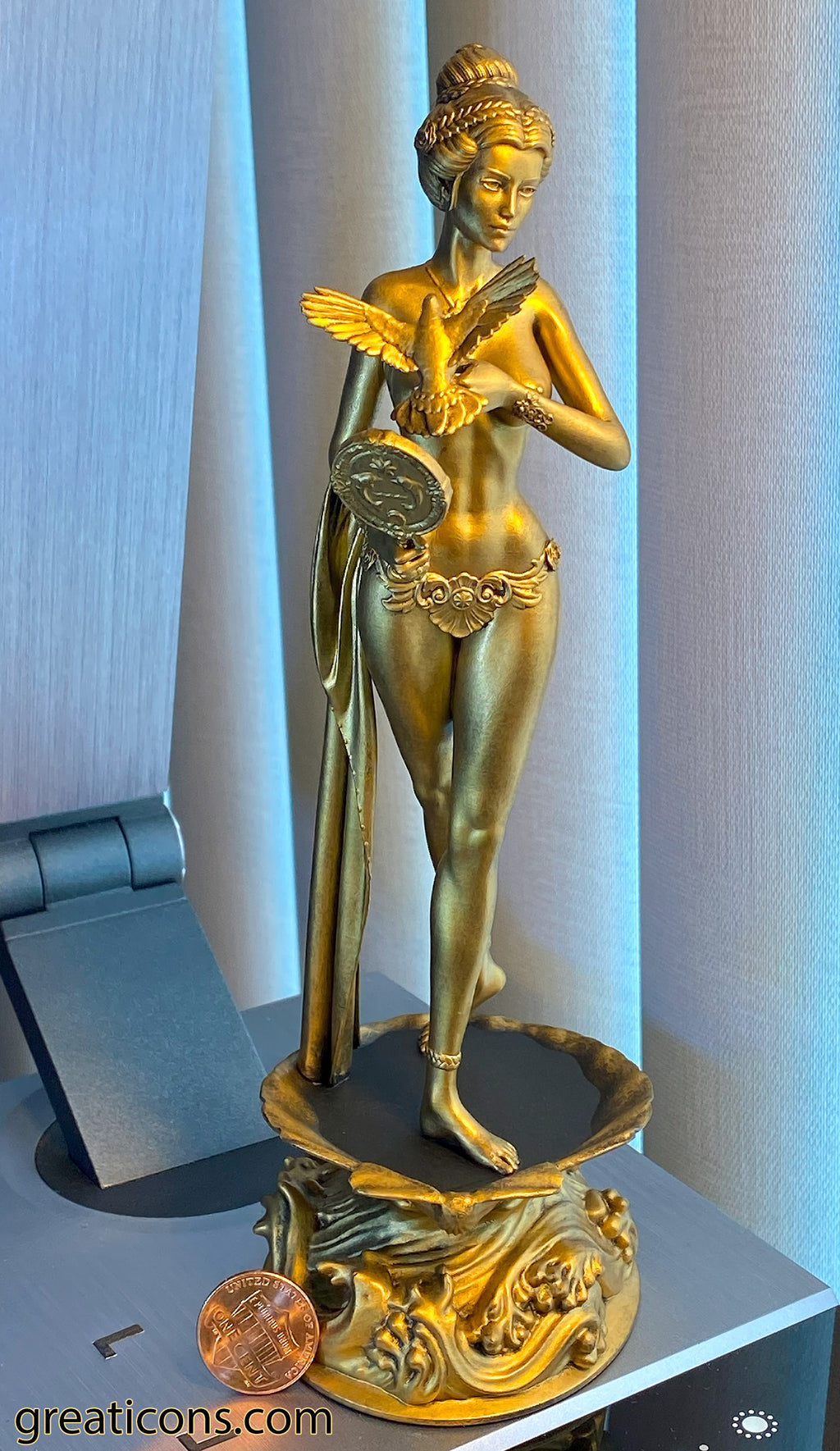 Aphrodite (Venus) Statue, Goddess of Love, Sex, Procreation, Pleasure, Beauty and Joy, (Handmade, UV-resin)