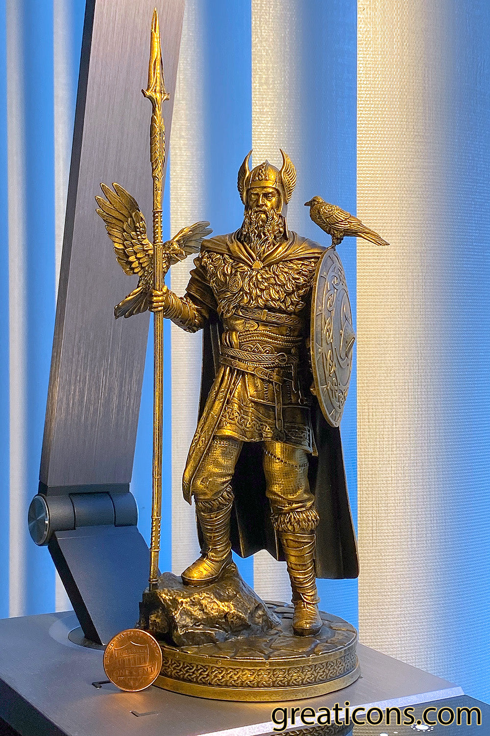 Statue d'Odin, Père de tout dans la mythologie nordique, dieu guerrier viking. (Fait main, résine UV)