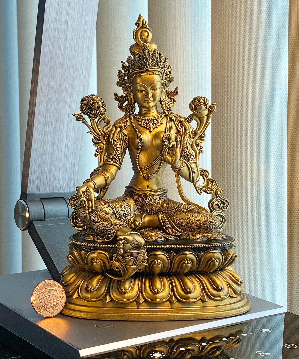 Statue of Tara, Female Bodhisattva, Meditation Deity, Mother of Liberation, Tantra Goddess. (Handmade, UV-resin)