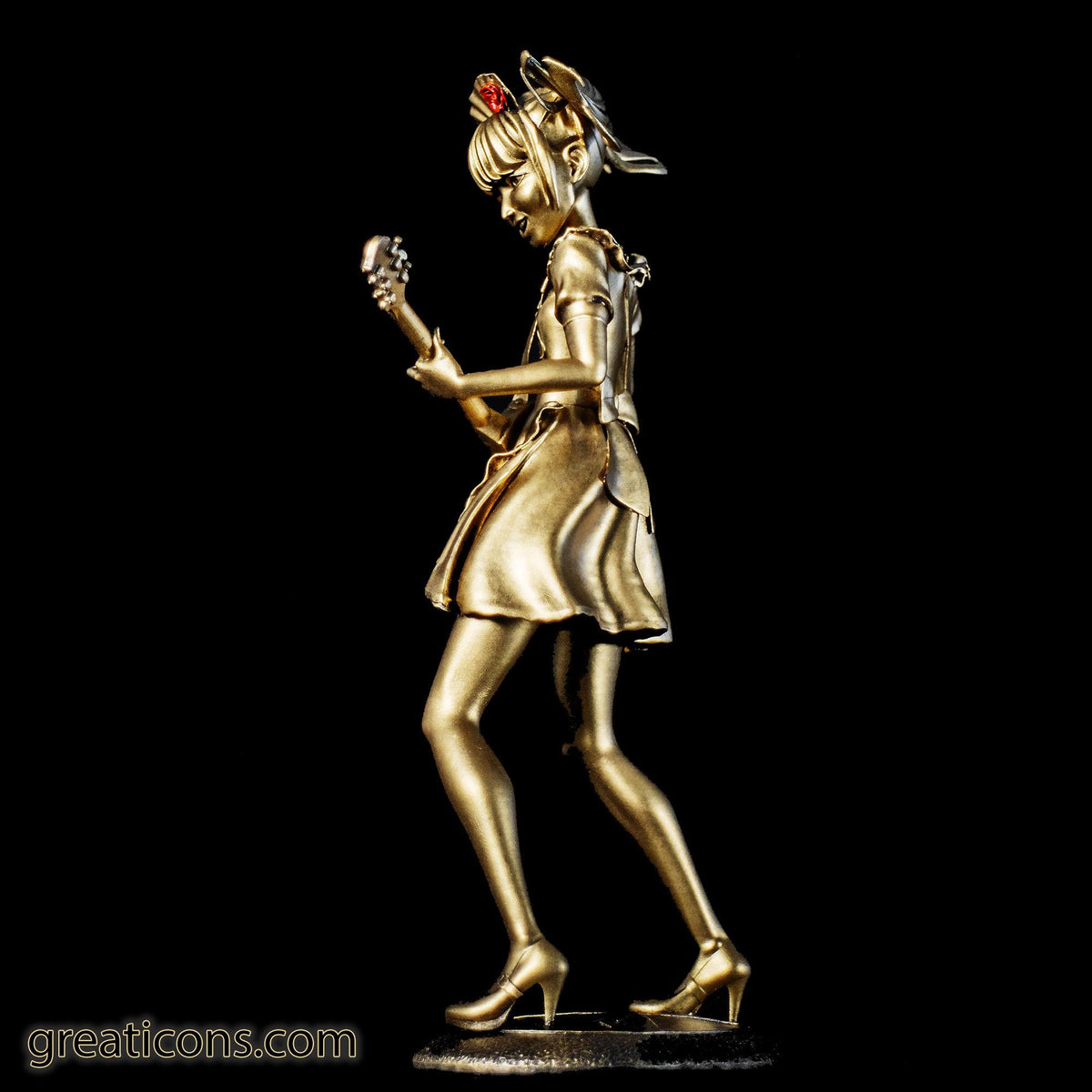 Figurine of Miku Kobato from Band-Maid, the rock-star guitarist and singer (Handmade, UV-resin)