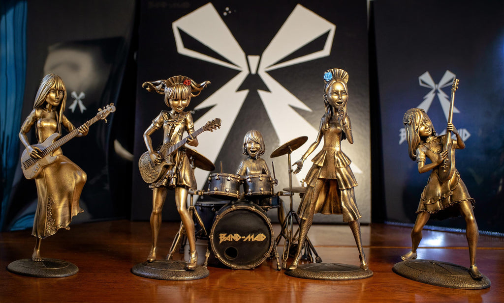 Figurine de Kanami de Band-Maid, la guitariste soliste rock-star (Fait main, résine UV)